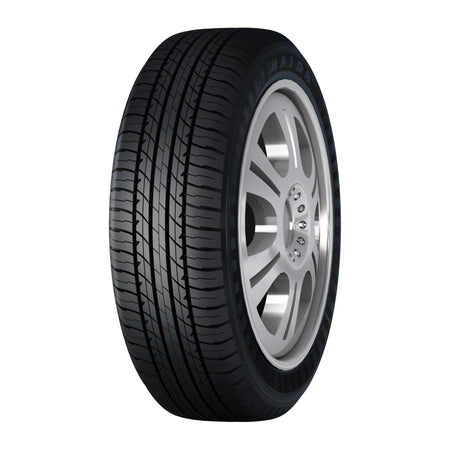 Haida HD668 touring tire, tread and sidewall
