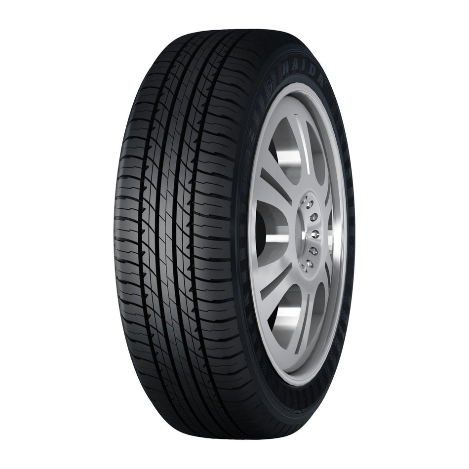 Haida HD668 touring tire, tread and sidewall